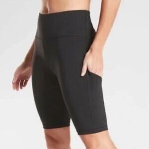 Athleta Ultimate Stash Pocket II 7 Inch Bike Shorts Black Size